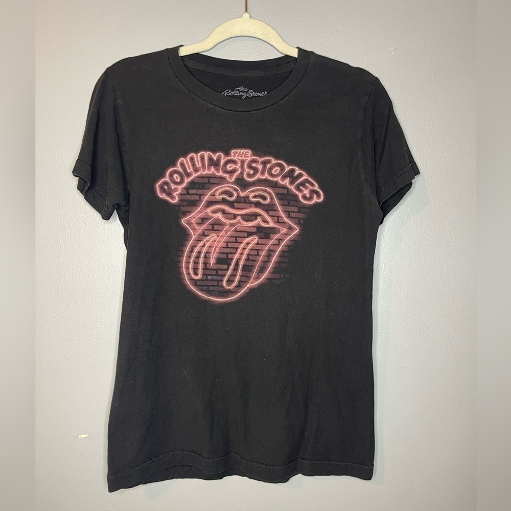 Small cotton Rolling Stones black short sleeve tee shirt.